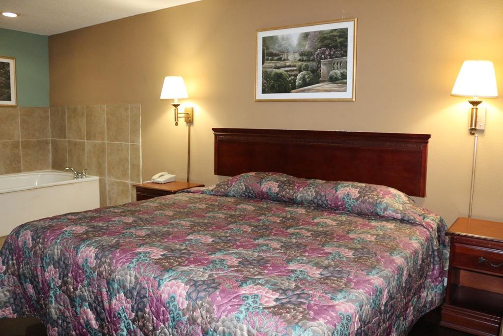 Magnolia Bay Hotel & Suites Jonesboro Zewnętrze zdjęcie