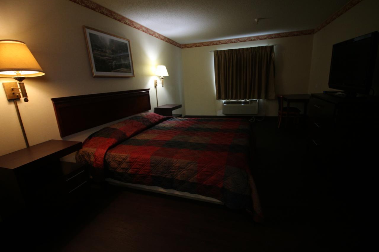 Magnolia Bay Hotel & Suites Jonesboro Zewnętrze zdjęcie