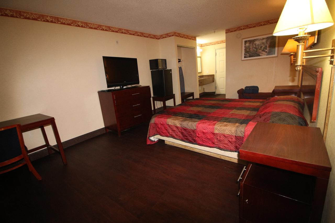 Magnolia Bay Hotel & Suites Jonesboro Zewnętrze zdjęcie