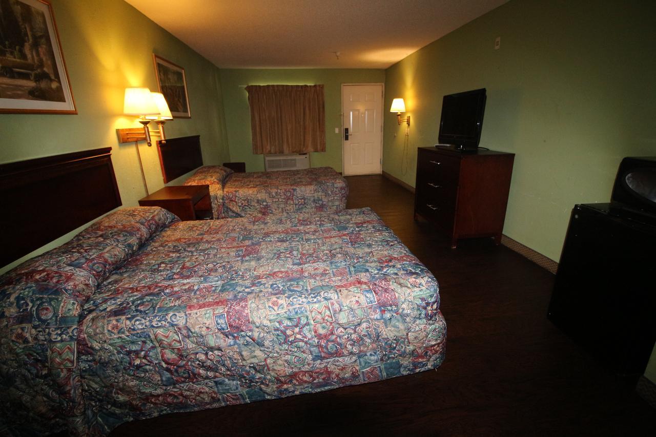 Magnolia Bay Hotel & Suites Jonesboro Zewnętrze zdjęcie