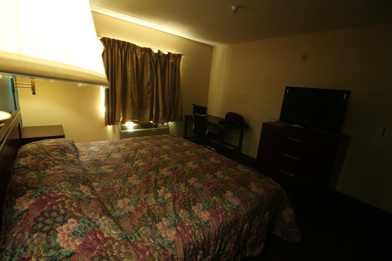 Magnolia Bay Hotel & Suites Jonesboro Zewnętrze zdjęcie