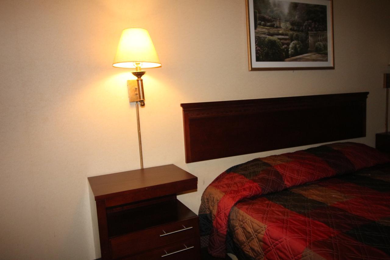 Magnolia Bay Hotel & Suites Jonesboro Zewnętrze zdjęcie
